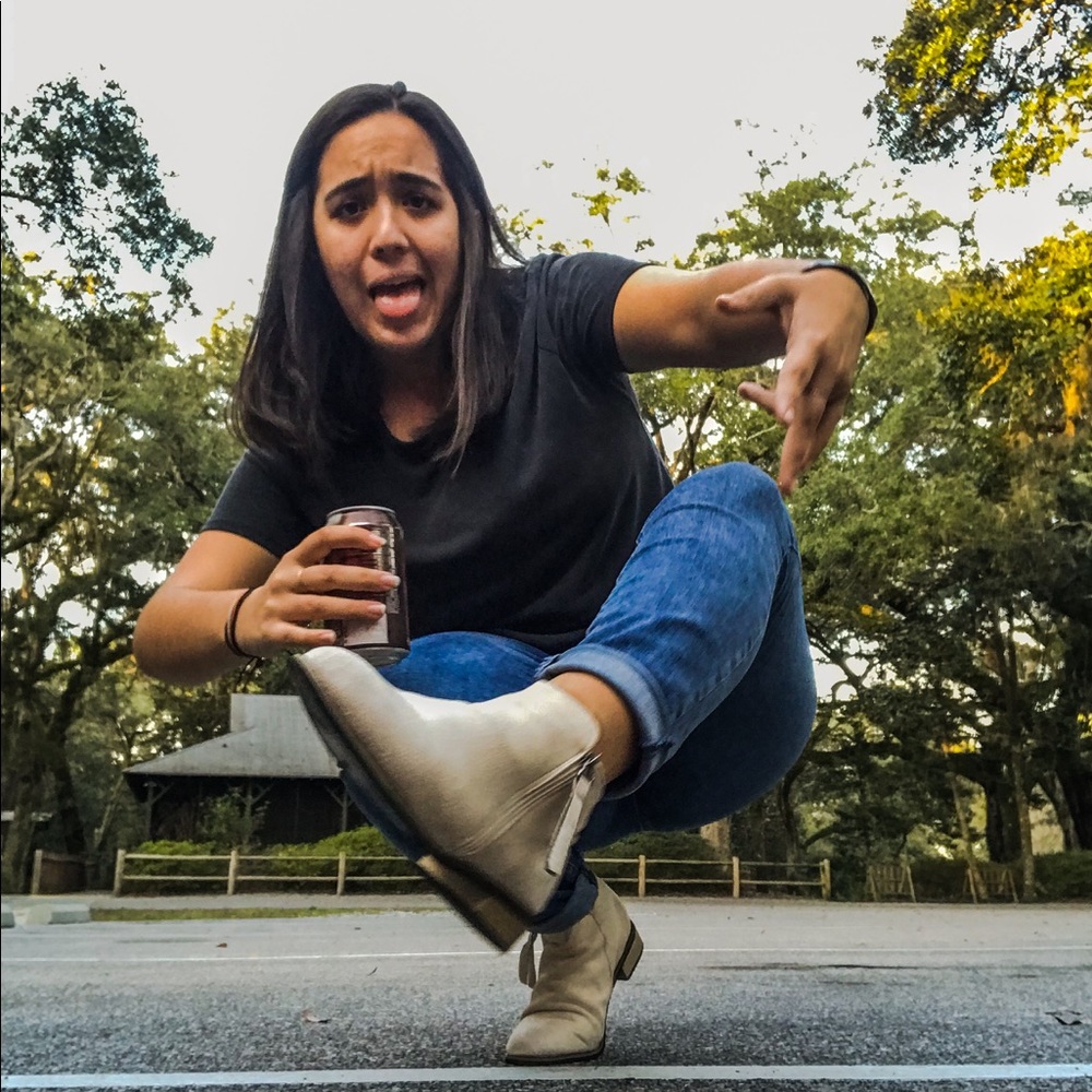 Meet your Posher, Emilee